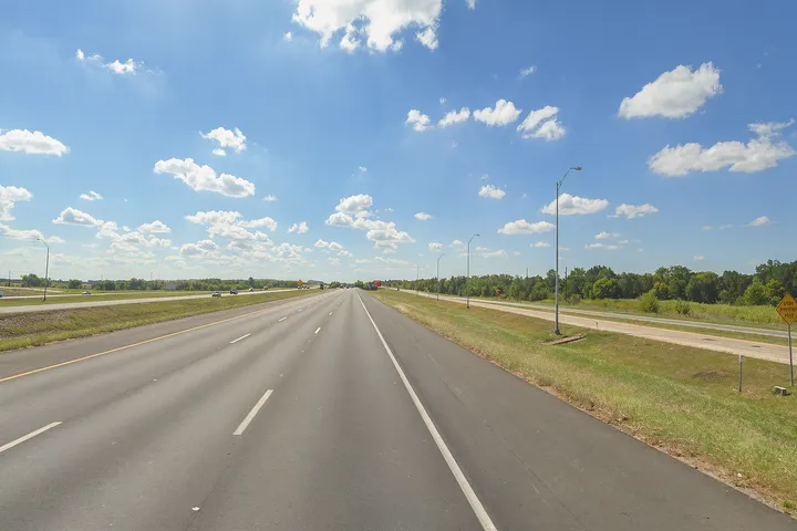 Major roadway and surrounding development in 78660 Pflugerville, TX