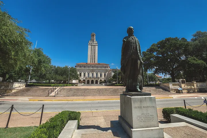 Suburban school campus environment in 78705 Austin area