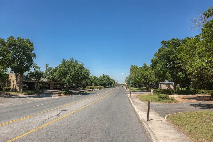 Minor roadway and surrounding development in 78729 Austin area