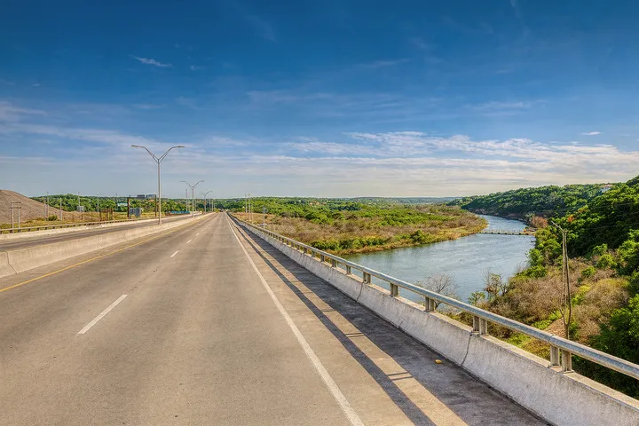 Major roadway and surrounding development in 78734 Austin area