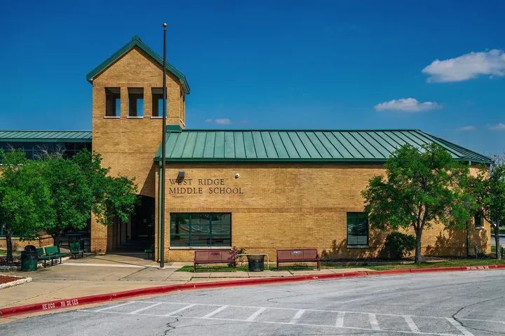 Suburban school campus environment in 78733 Austin area