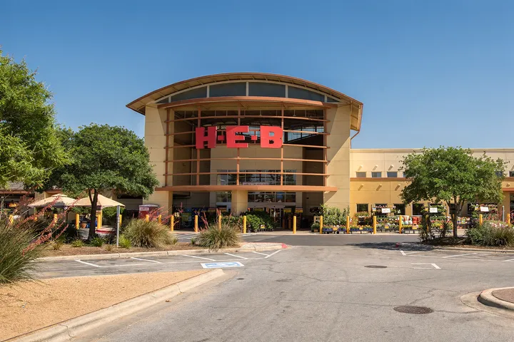 Neighborhood retail and services area in 78751 Austin area