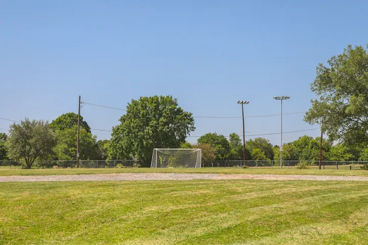 Public park and outdoor recreation space in 78752 Austin area