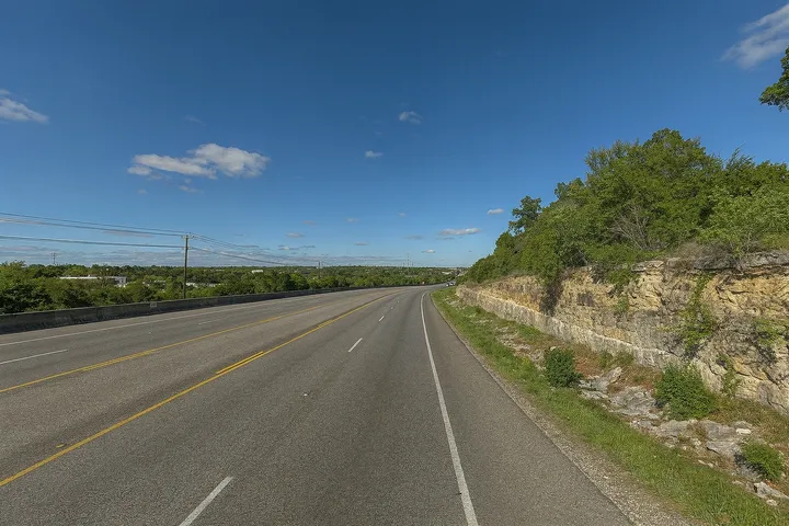 Major roadway and surrounding development in 78737 Austin area