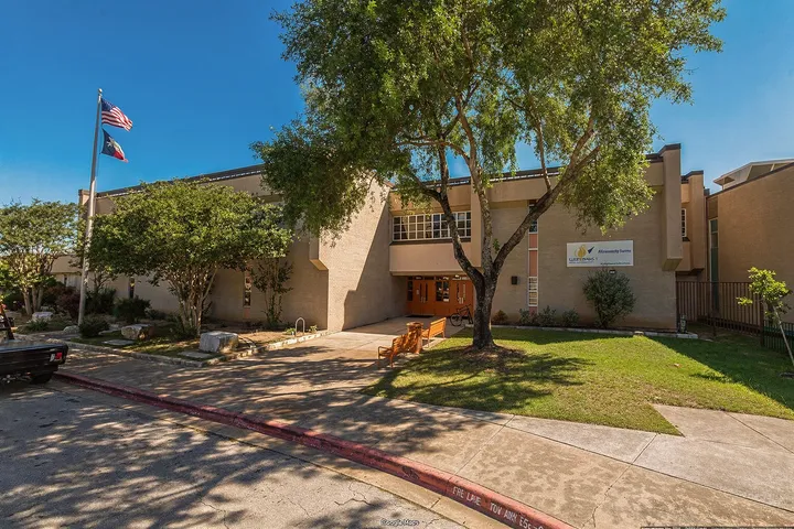 Suburban school campus environment in 78753 Austin area