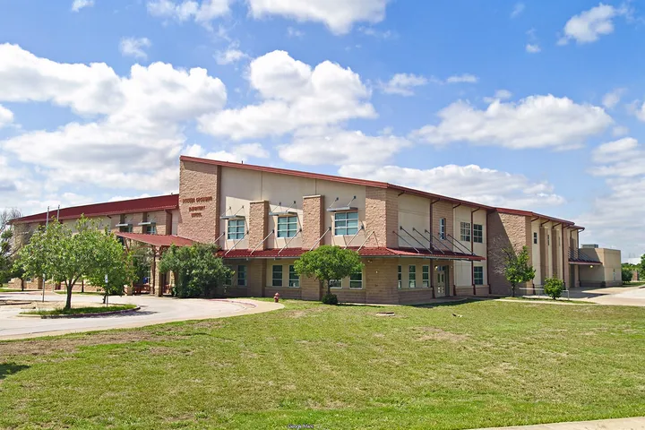 Suburban school campus environment in 78754 Austin area